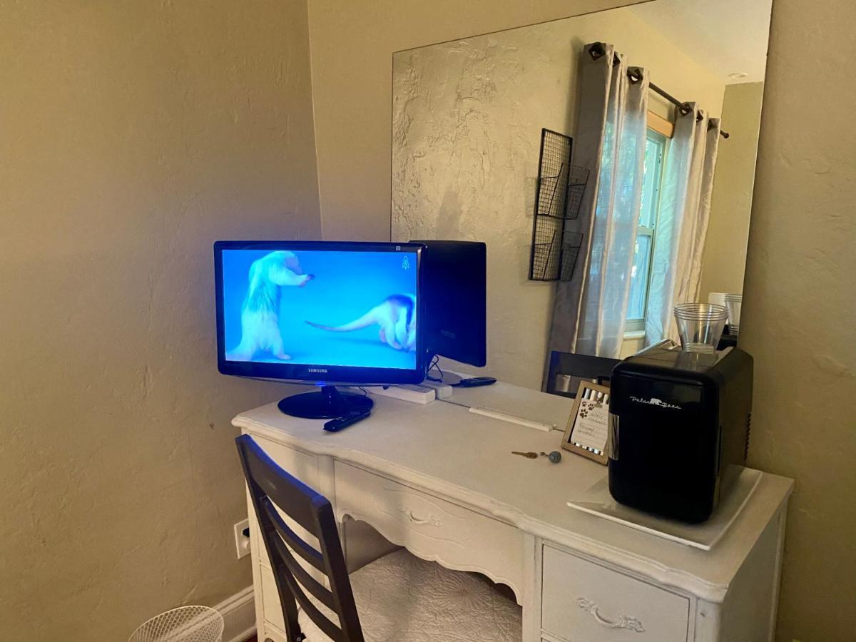 Villa Olivia Guest Rooms Χόλιγουντ Εξωτερικό φωτογραφία